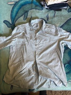Men’s button ups