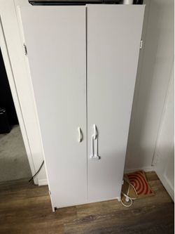 Pantry closet