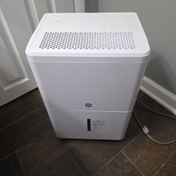 GE Portable Dehumidifier 25 Pint