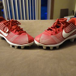 Softball Cleats - NIKE 