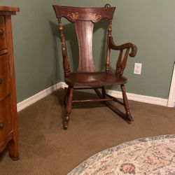 Vintage Rocking Chair 