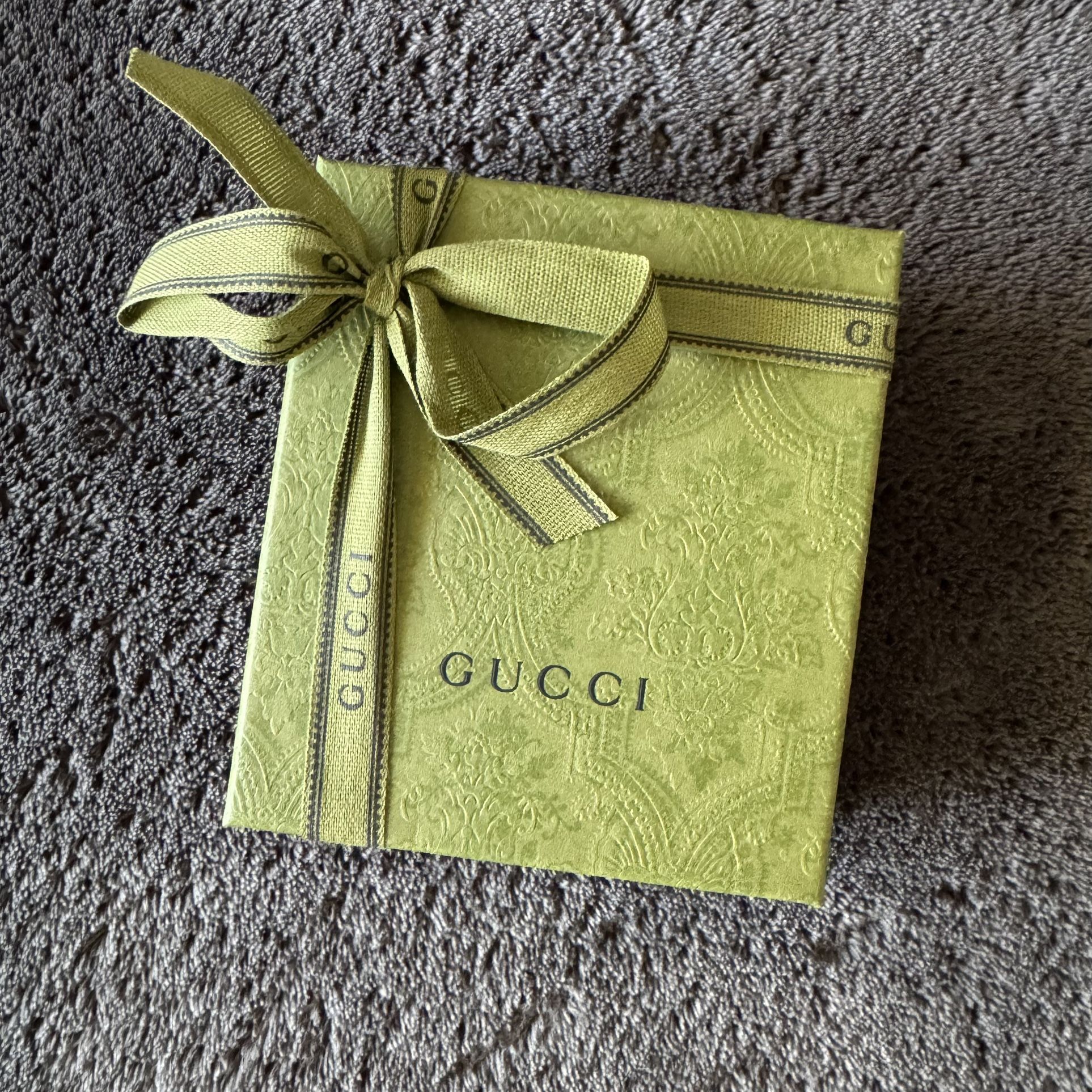 Gucci Black GG Supreme Leather Canvas Bi-Fold Wallet