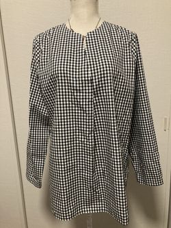 Lands’End Top. Size-Medium 