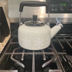Chantal Snowflake Tea Kettle