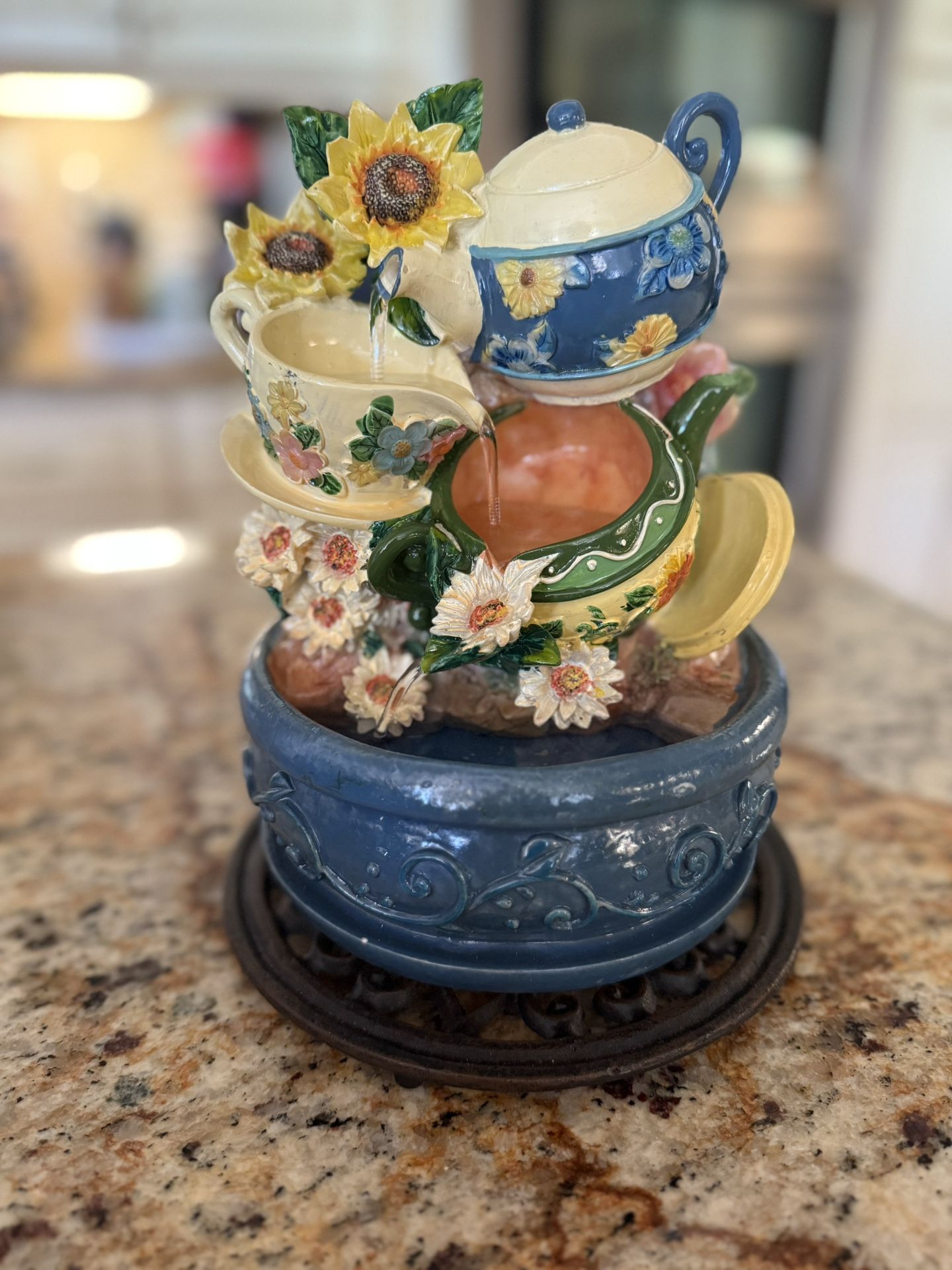 Water Fountain Teapot