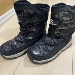Teens Winter Boots Size 7.5