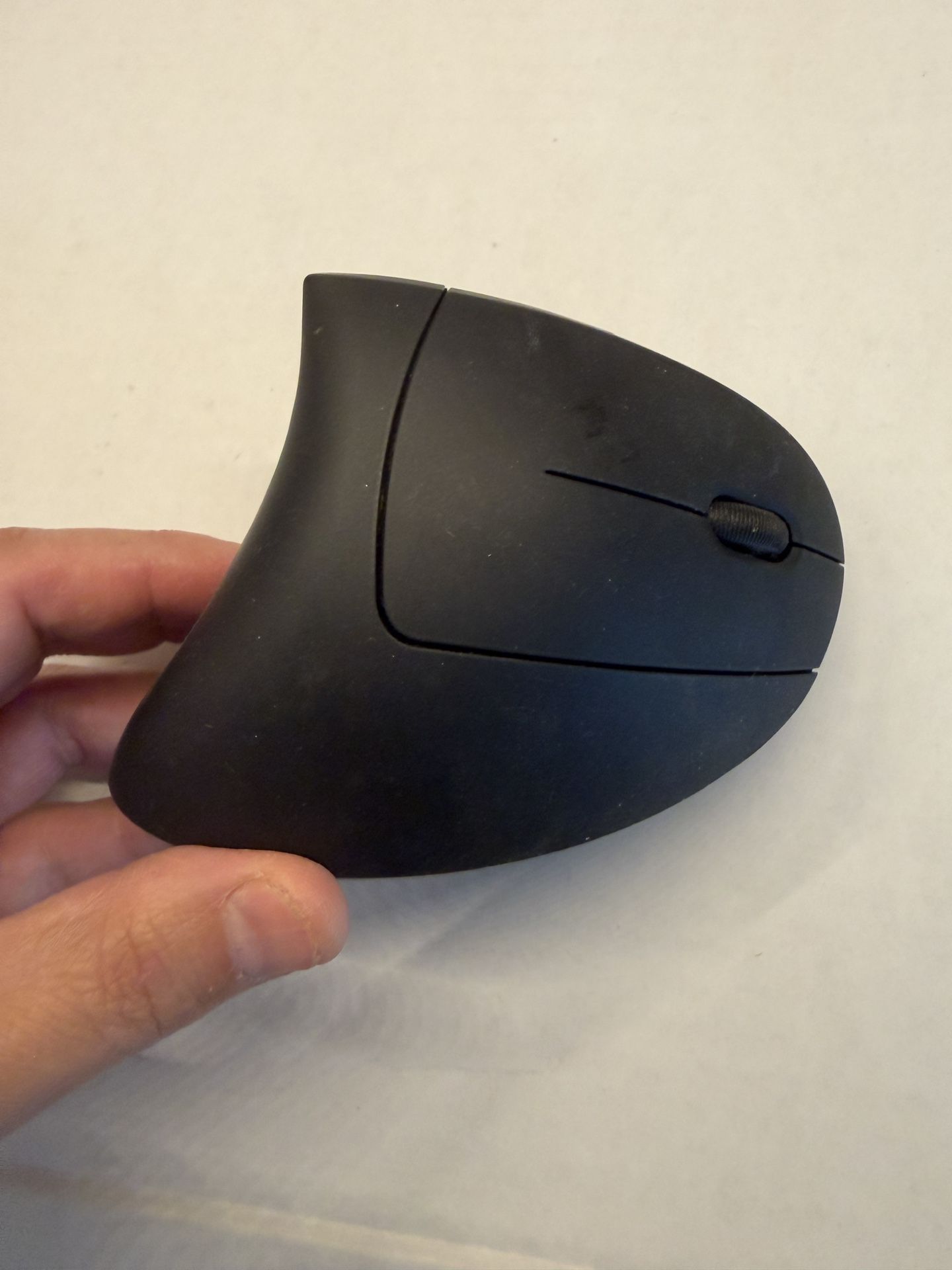 Anker Ergonomic Mouse