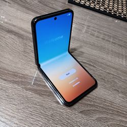 Cell Galaxy Z Flip 5 CRICKET 