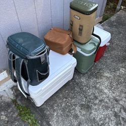 Cooler And Lunch bags