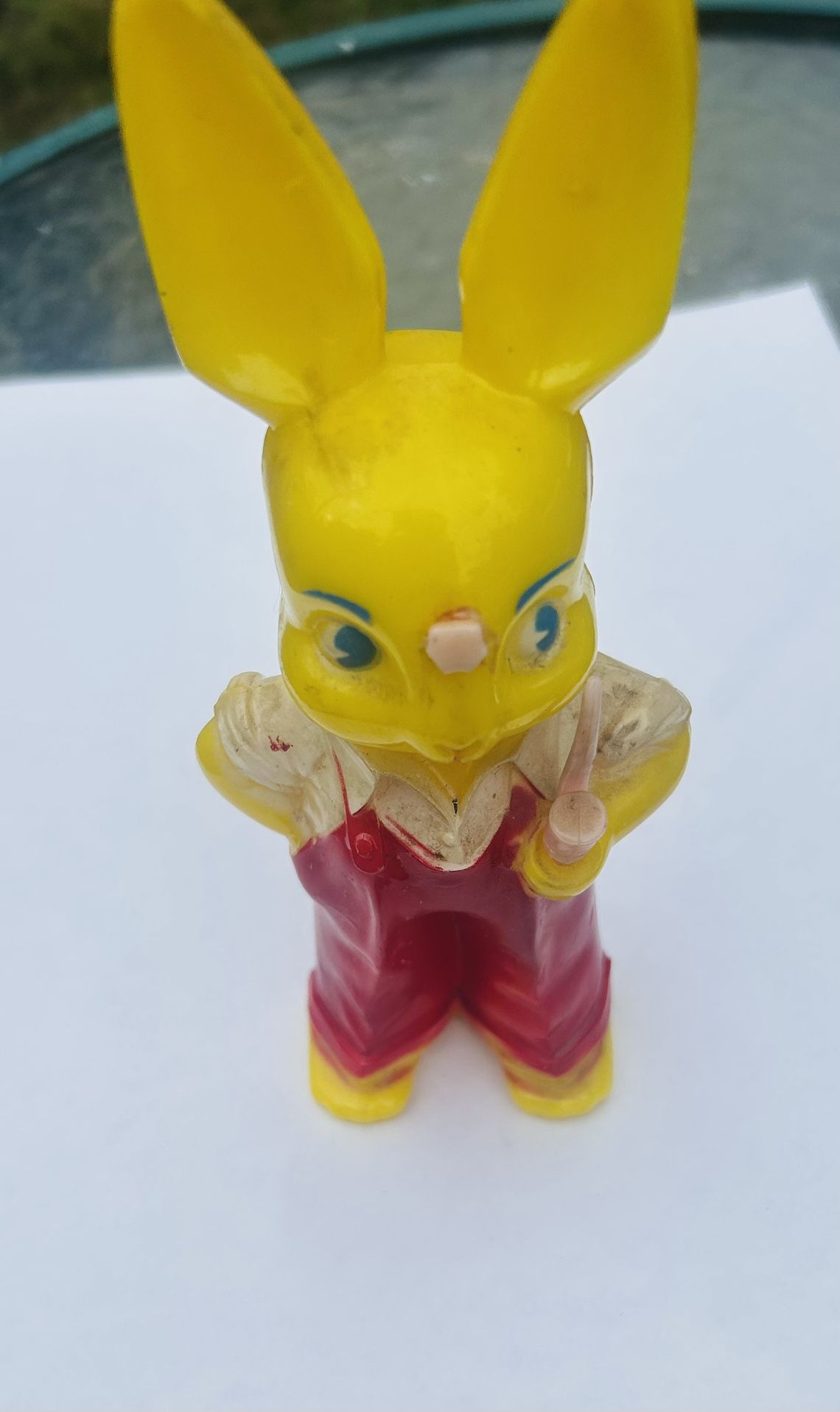 1950’s Easter Bunny Baby Rattle With Pip In Hand Hard Plastic 6 Inches Great Shape