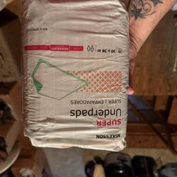 Adult Diapers And Bed Pads 