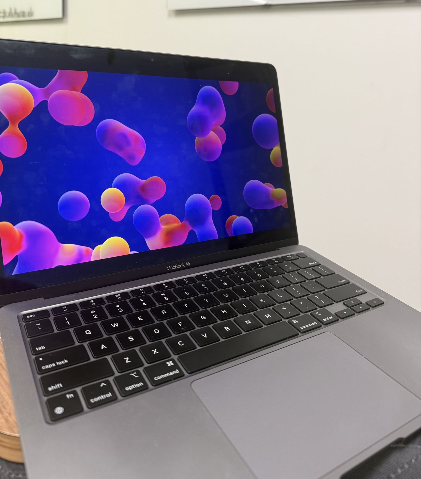 MacBook Air M1, 2020 (512 Gb ssd, 8 Gb Ram)