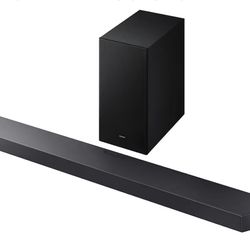 ☆ Samsung Q-Series Soundbar HW Q600F 3.1.2 ch Subwoofer (2025 Model) SpaceFit Sound Pro, Q-Symphony, Adaptive Sound