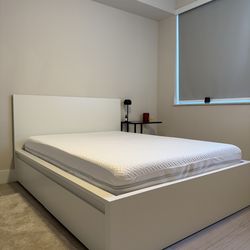 IKEA Full size bed with dressers and mattress