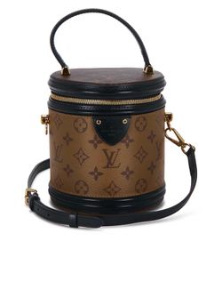 Bucket crossbody bag