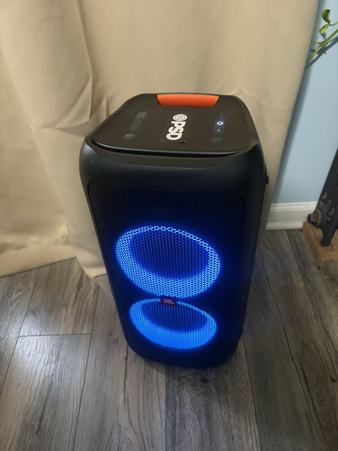 Jbl Partybox 100 (price Negotiable)