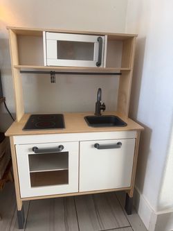 Whole play kitchen set
