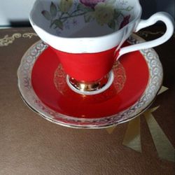 ROYAL STAFFORD BONE CHINA PORCELAIN MADE IN ENGLAND TEA CUP / SAUCER SET