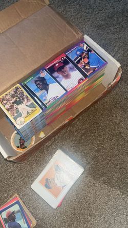 1200+ 1980s-90s Vintage Baseball Card Lot