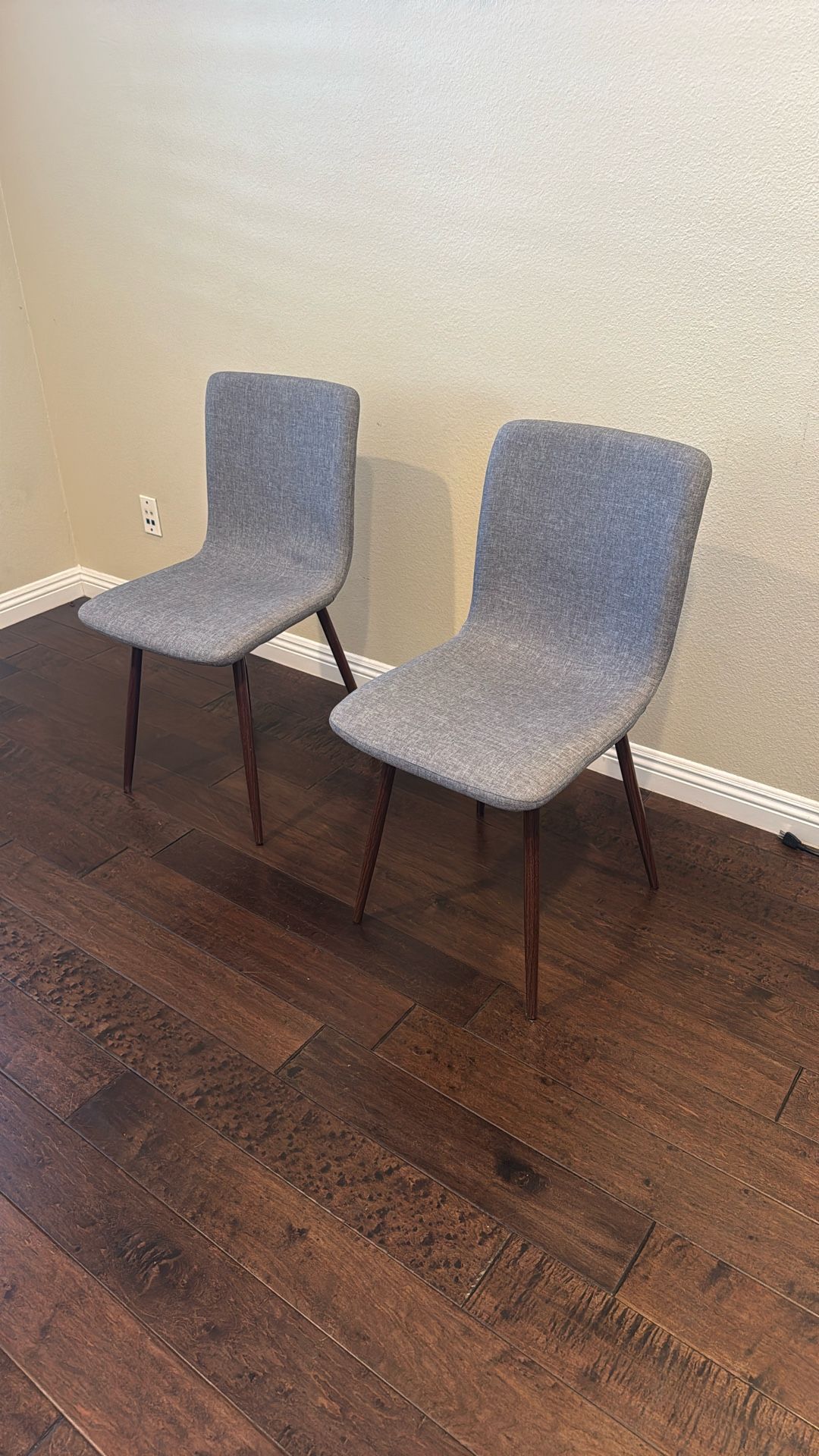 Desk Chairs