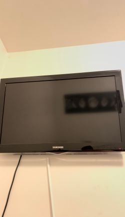 Samsung 32 inch tv with remote need gone ASAP