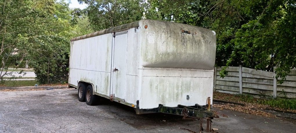 Enclosed Car Trailer/ Trailer 20 Feet Long By 8 Ft By 8 Wide