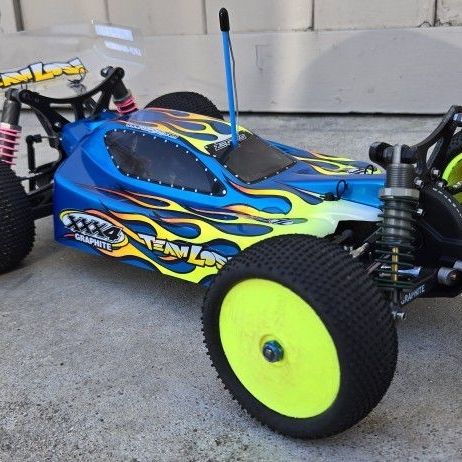 Team Losi XXX4 Graphite Plus 4WD Buggy, Vintage, Rare for