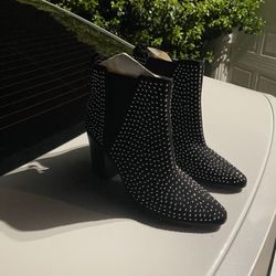 Woman Boots New 9 1/2