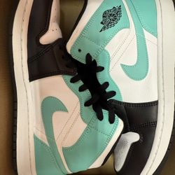 Air Jordan One Mid 10.5M [white/tropical twist–black]