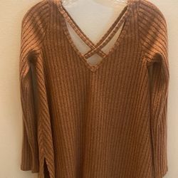 Womens Boutique Flowy Sweater Size Small