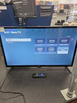 ONN 32" Roku Smart TV with Remote. ASK FOR RYAN. #4(contact info removed)585-01