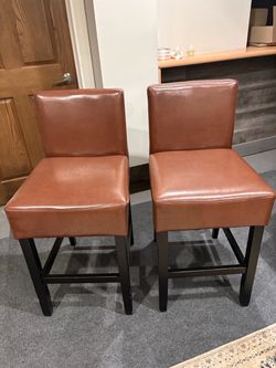 Set of 2 Brown Leather Bar Stools