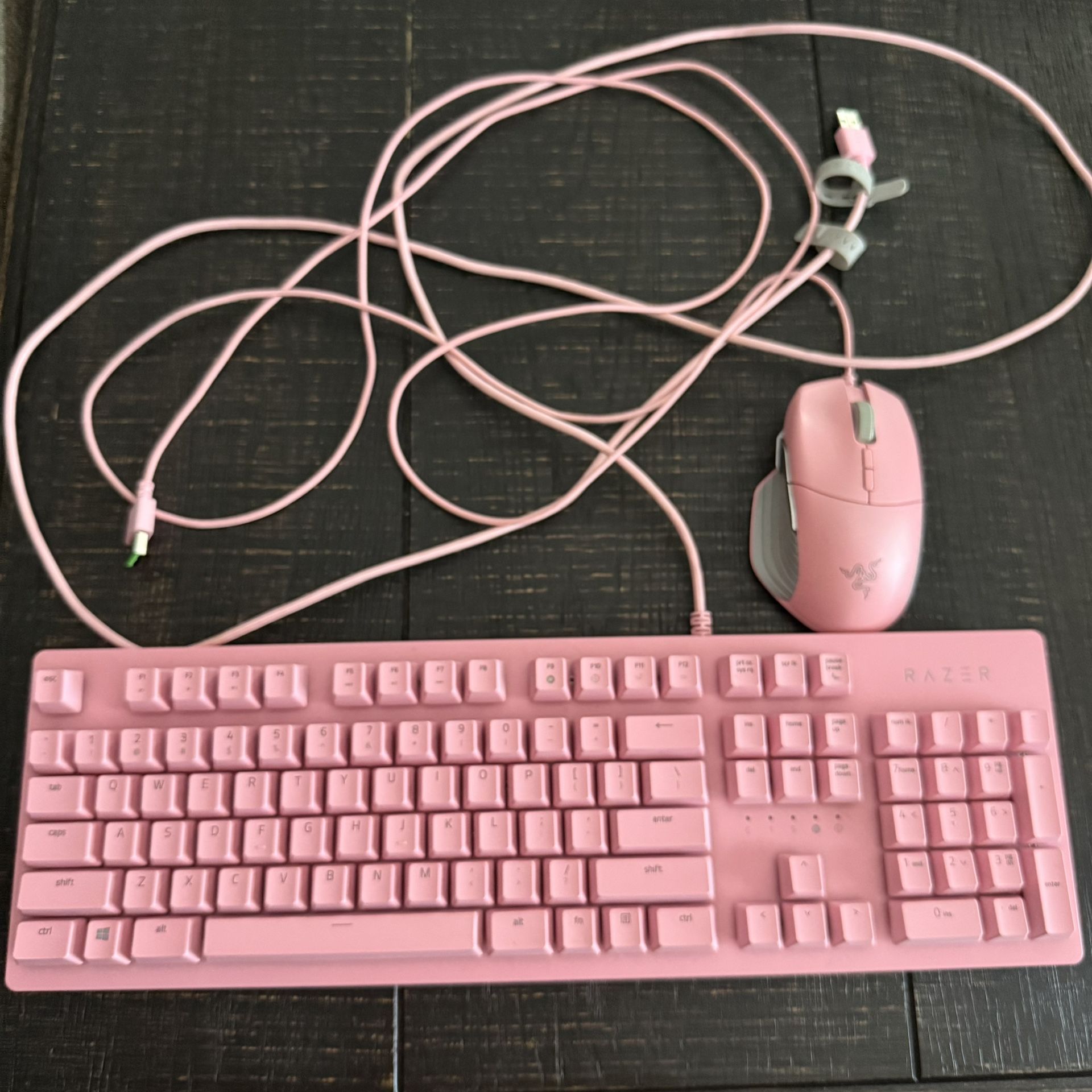 Razer Mechanical Keyboard & Mouse - Pink