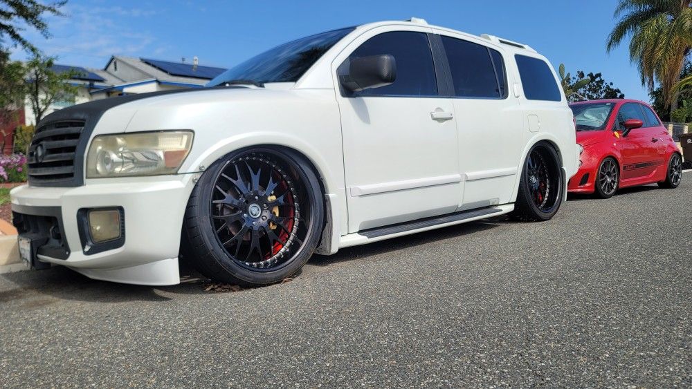 2005 Infiniti Qx56