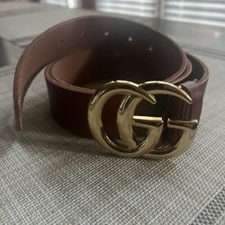 Gucci Double G Gold Buckle Leather Belt