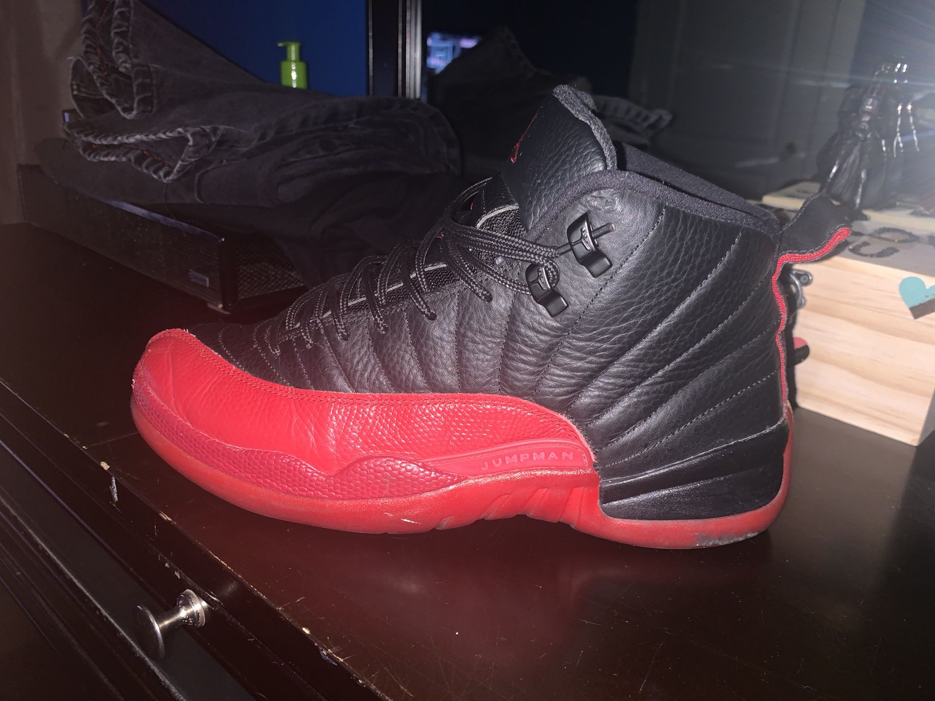 Jordan 12 size 10 No box trades are allowed