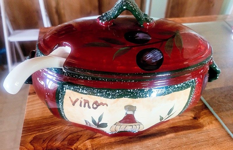 VINTAGE PARINI Taste of Tuscany Ceramic OLIVE Soup with ladle