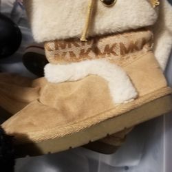 Boots For Girls / Botas para Niña 7 & 8