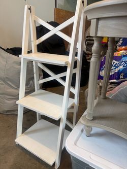 White Wood Ladder Shelf 3-Tier