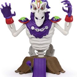 Monster Jam, Monster Truck Grim Takedown Playset with Lights and Sounds, Featuring Exclusive 1:64 Scale Die-Cast Grave Digger Monster Truck Toy