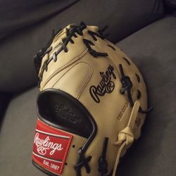 Rawlings Pro Design Left Hand Throw First Base Glove