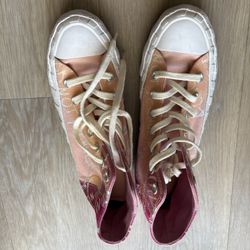 Pink Converse 