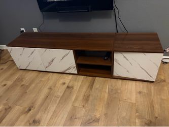 Entertainment stand