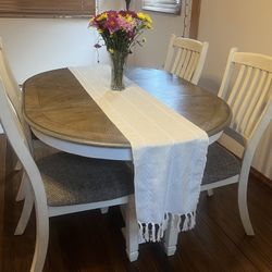 Dining Room Table Set 