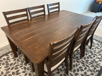 Wood Dining Table with 6 Chairs
