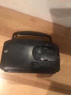 Portable 2 Band Radio Receiver Model# 7-2664A