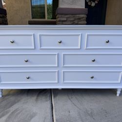 White Dresser perfect for Babies/toddlers