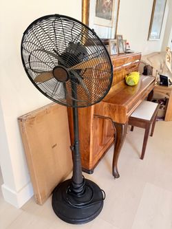 Black Pedestal Standing Floor Fan