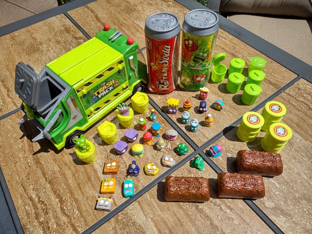 Trashie Toys Plus Shopkins