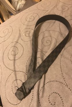 Louis Vuitton belt Size 32